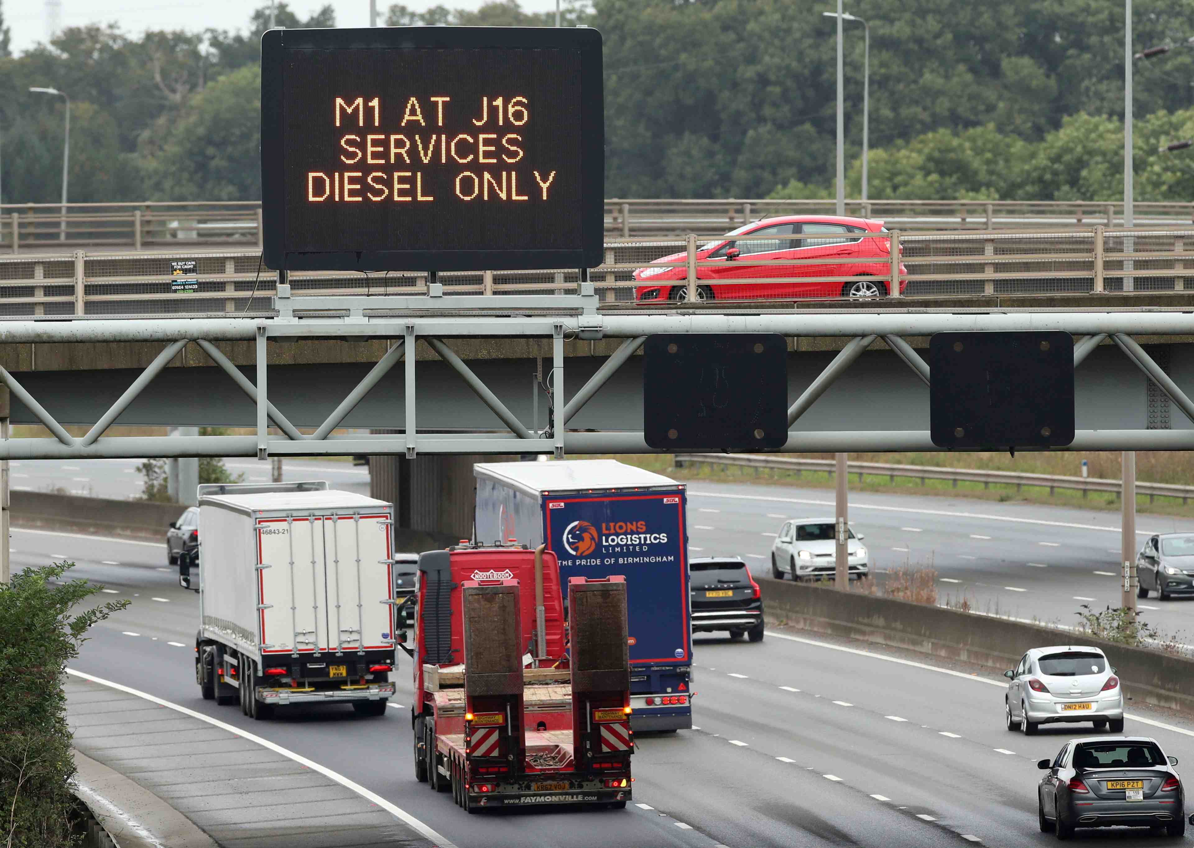 Grande-bretagne : encore des penuries de carburants dans une partie de l'angleterre