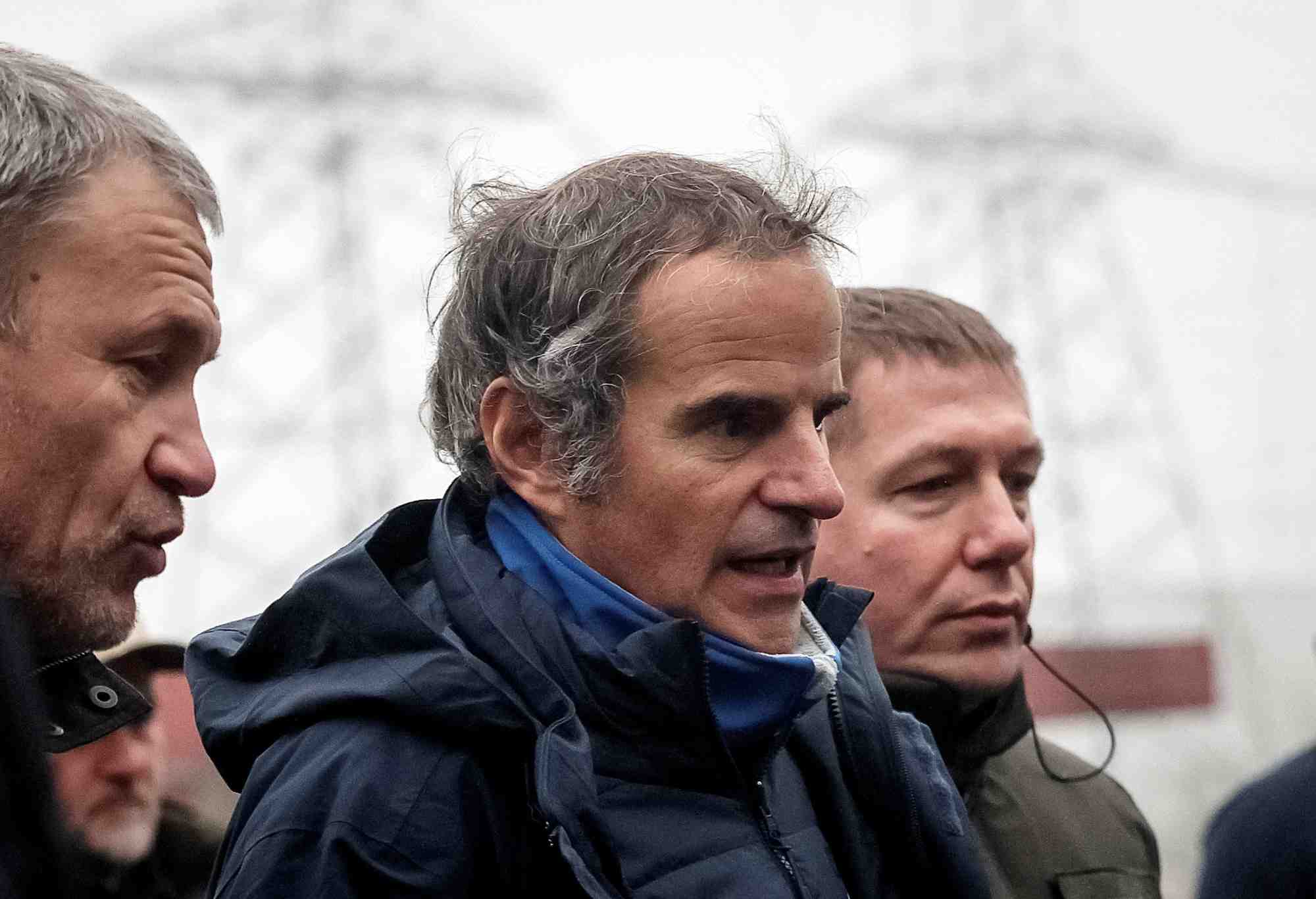 Rafael mariano grossi visite la centrale nucleaire de tchernobyl