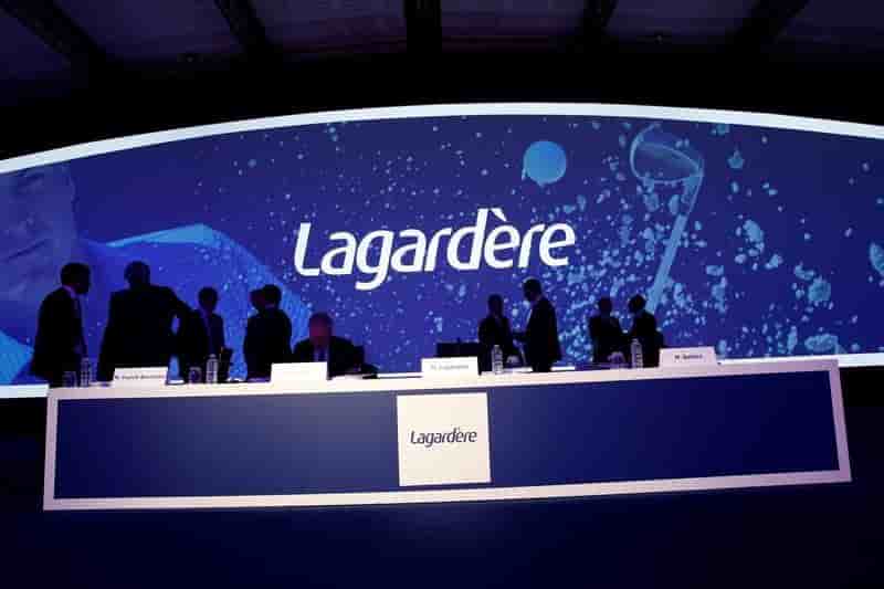 Lagardere dement chercher un partenaire pour ses boutiques relay