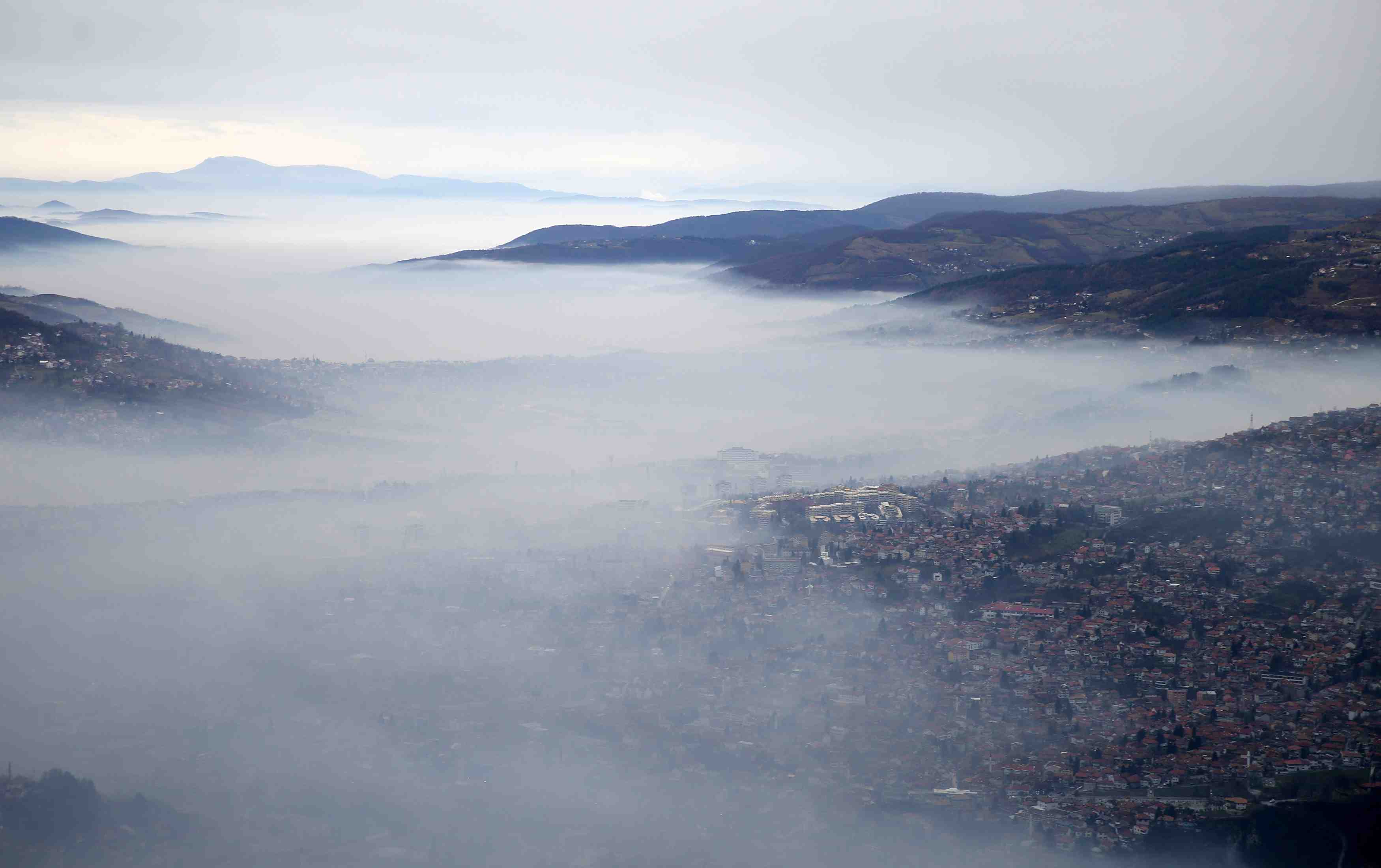 Pic de pollution de l'air dans les villes de l'ouest des balkans