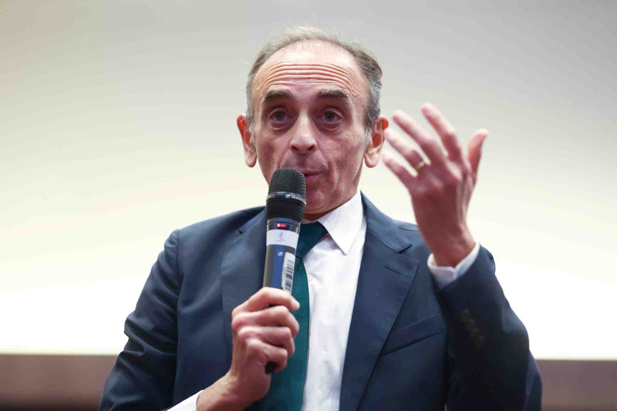 Eric zemmour lance un appel aux sympathisants d'eric ciotti