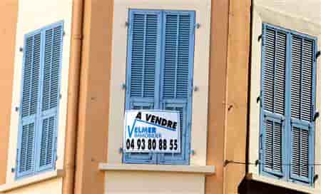VERS UN RALENTISSEMENT DU MARCHÉ IMMOBILIER FIN 2011