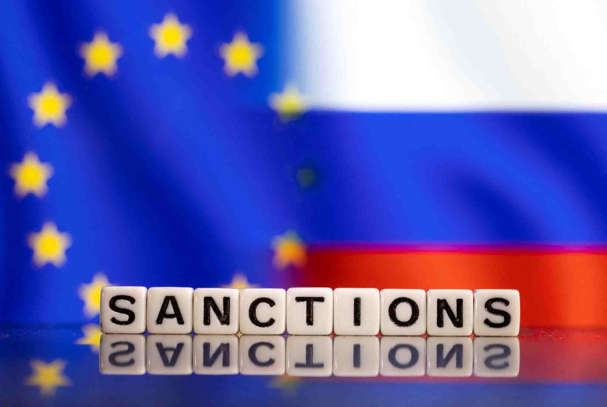 Les ambassadeurs de l'union europeenne approuvent le 6e train de sanctions contre moscou