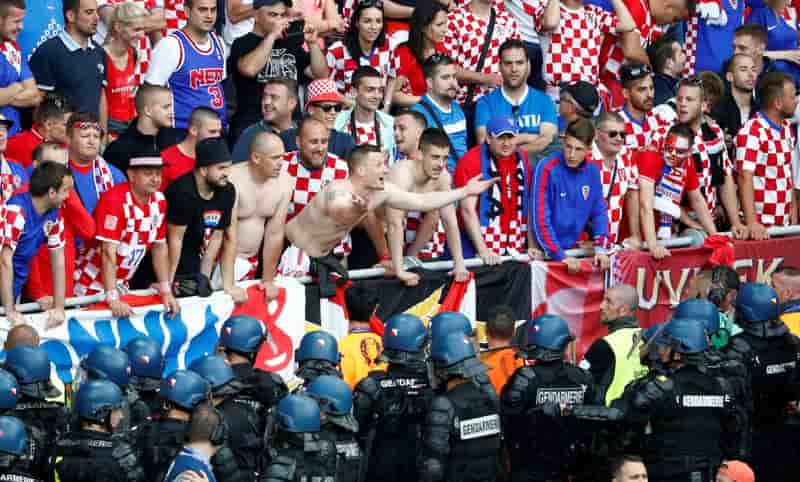 Supporters croates et turcs dans le viseur de l'uefa