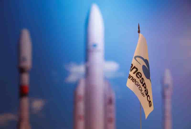Arianespace revoit a la baisse sa prevision de lancements en 2018