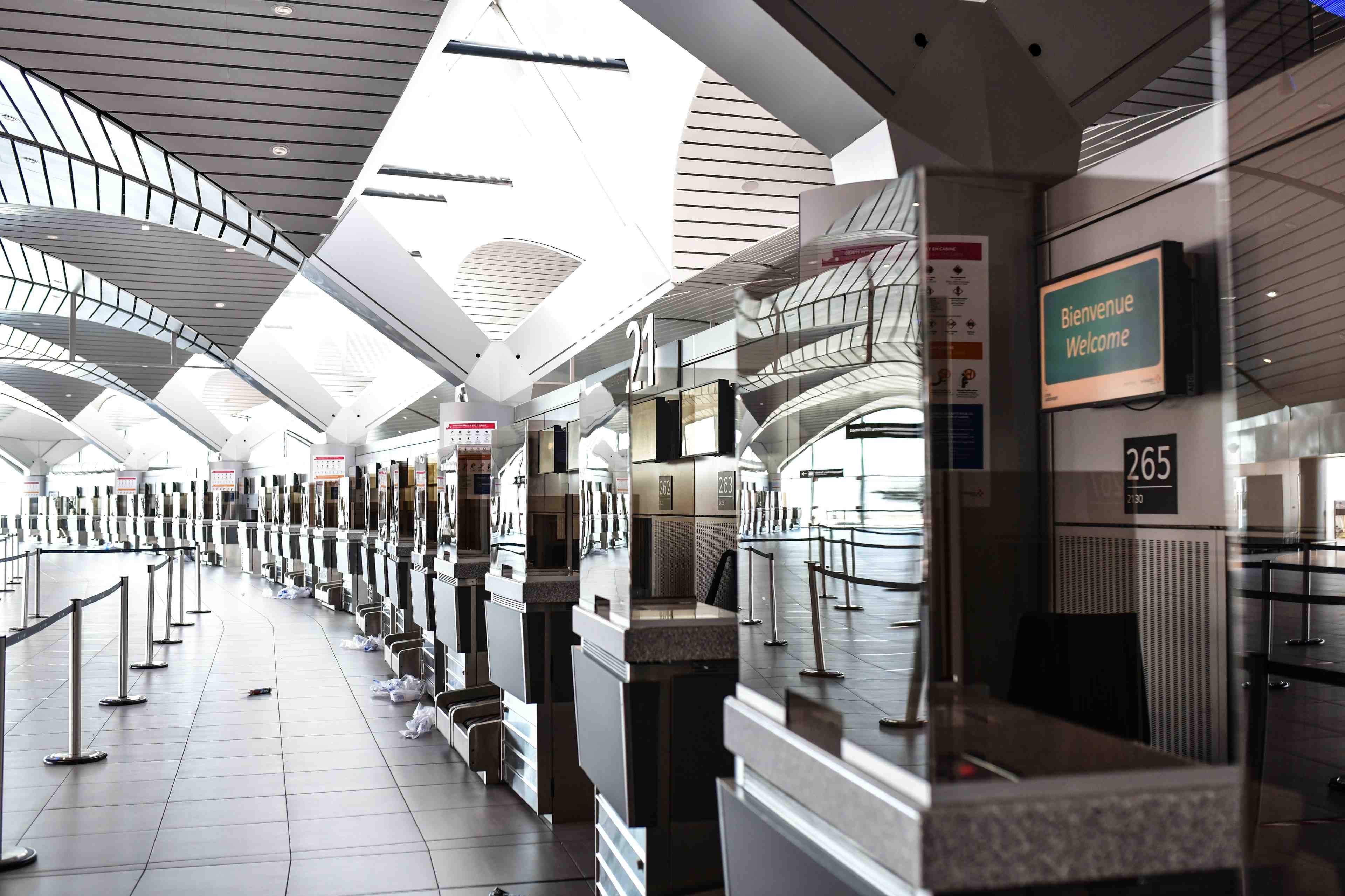 Mesures sanitaires à Aéroport de Lyon Saint Exupéry