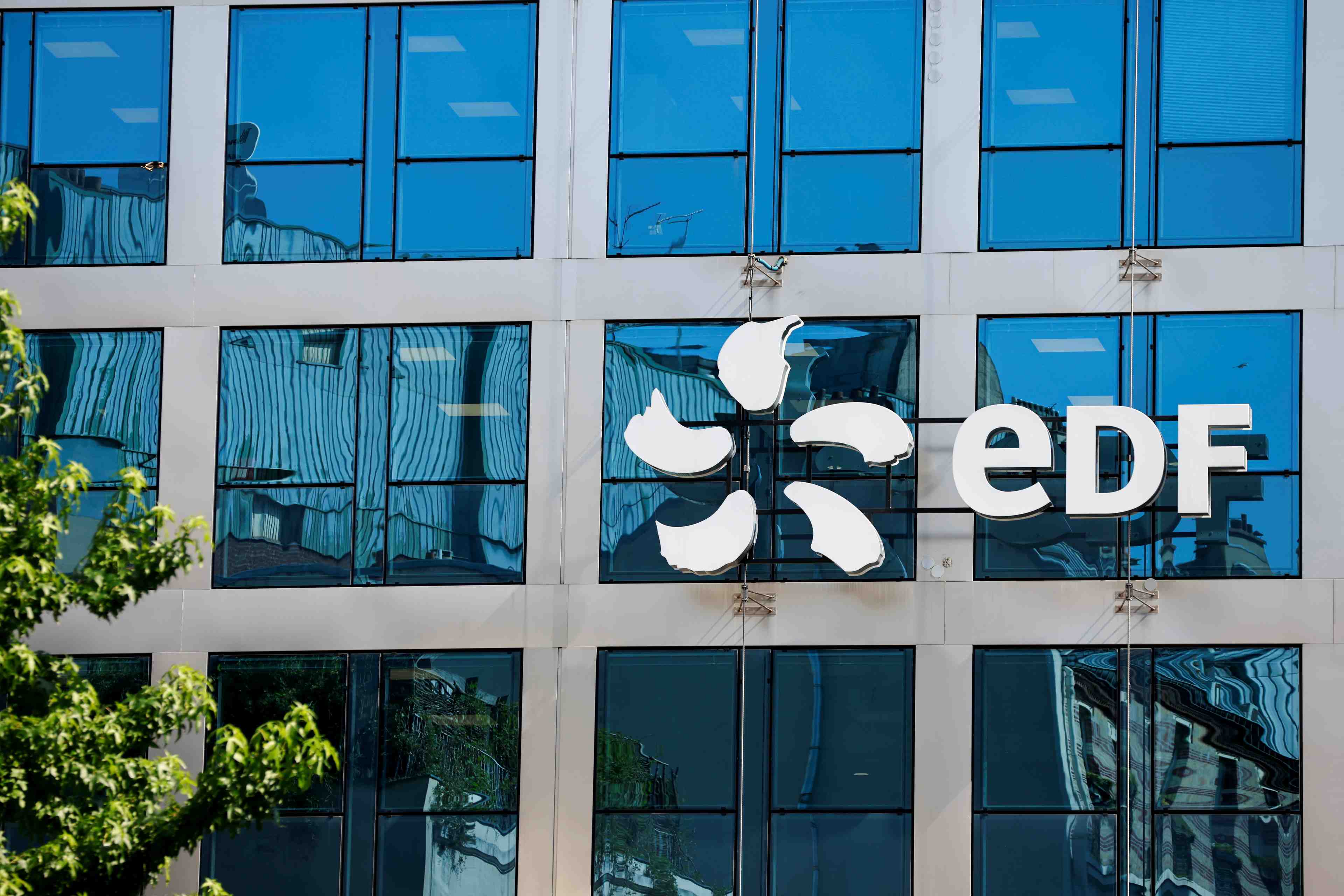 Edf discute avec ge d'une eventuelle transaction concernant le nucleaire de ge steam power