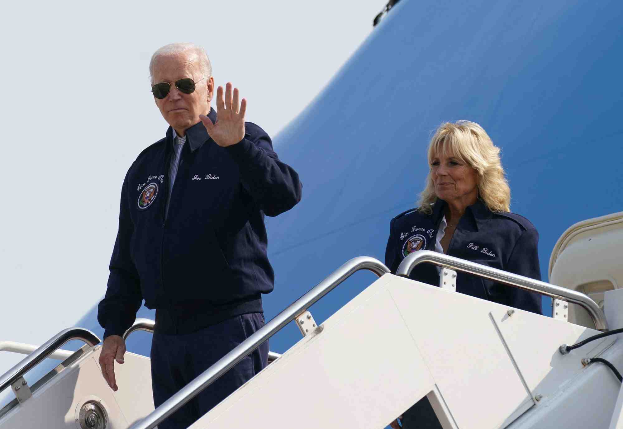 Le president americain joe biden et la premiere dame jill biden partent pour londres pour assister aux funerailles de la reine elizabeth ii