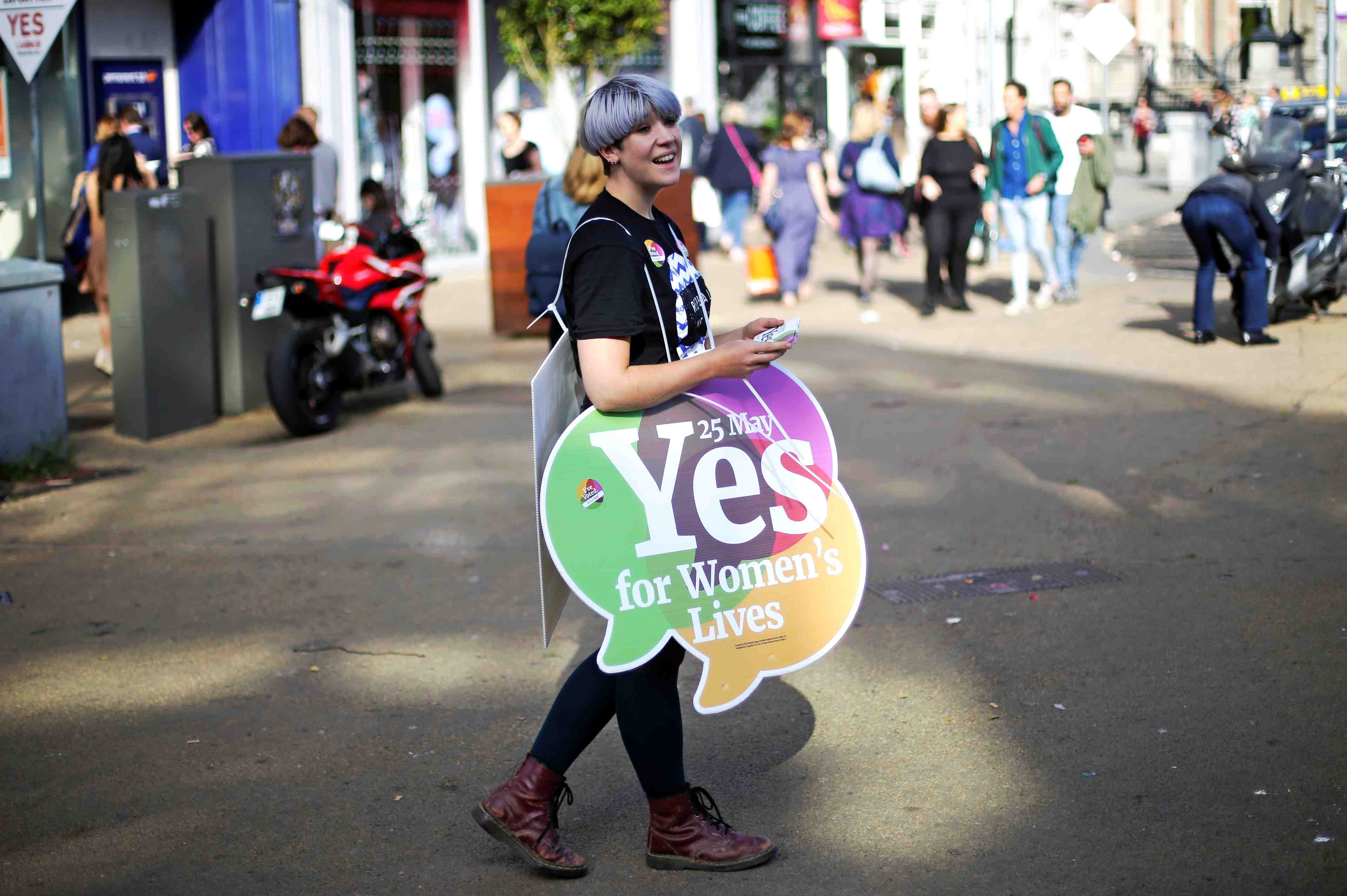 Large victoire du "oui" a l'avortement en irlande, selon un sondage