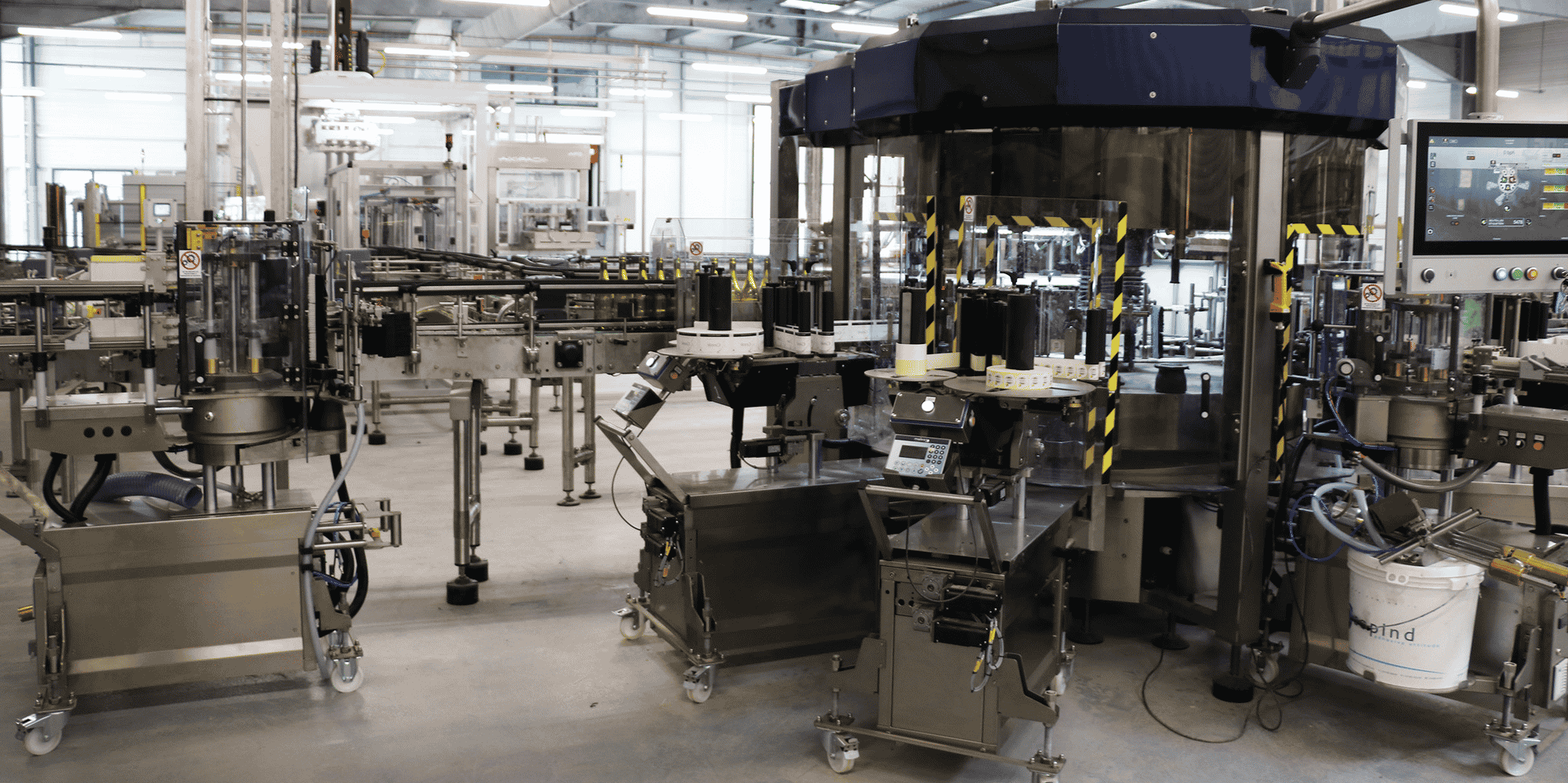 La nouvelle usine s'étend sur 7 000 m2, dont 4 000 m2 pour la partie conditionnement
