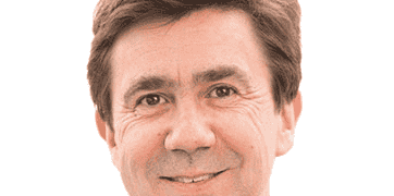 Favori depuis plusieurs jours, Pierre-Eric Pommellet, qui aime beaucoup naviguer, ne s'est finalement pas laissé déborder par un concurrent au finish