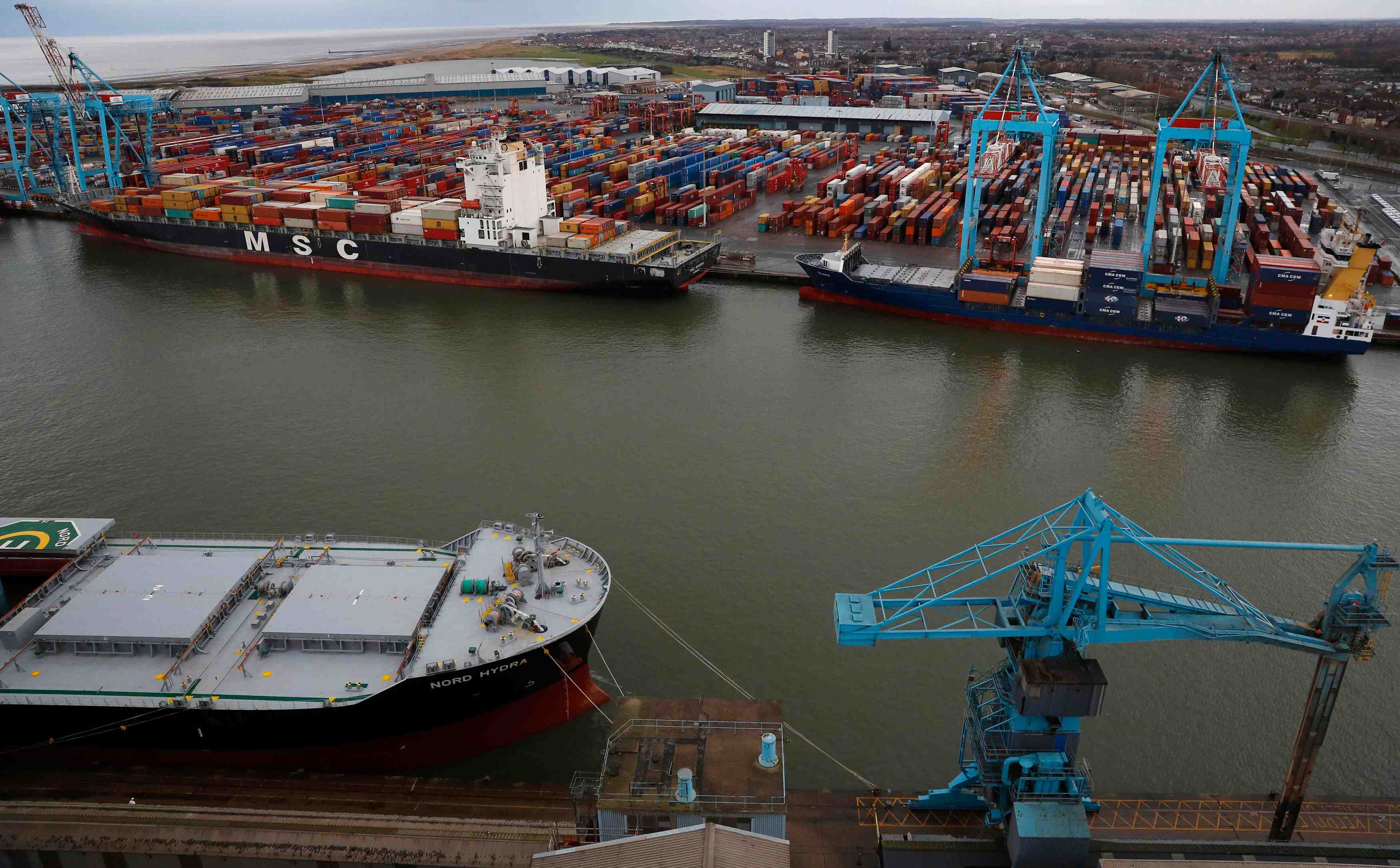Le royaume-uni ferme ses ports aux navires russes