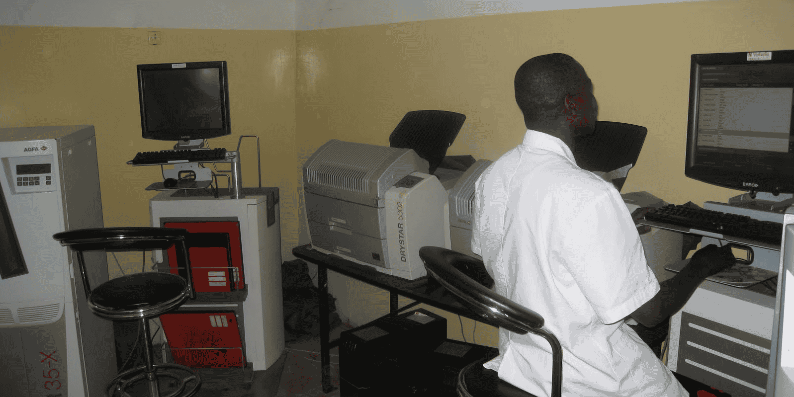 hôpital Tchad personnel