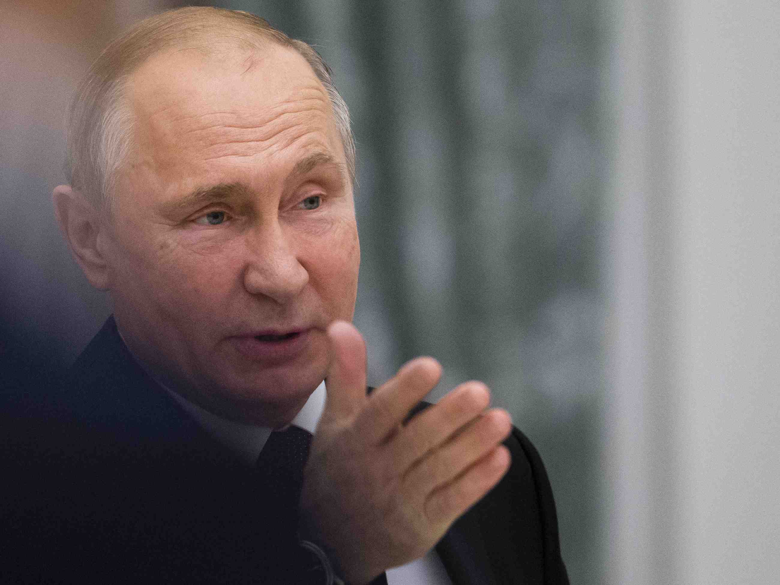 Rap en russie: le kremlin doit prendre l'initiative, dit poutine