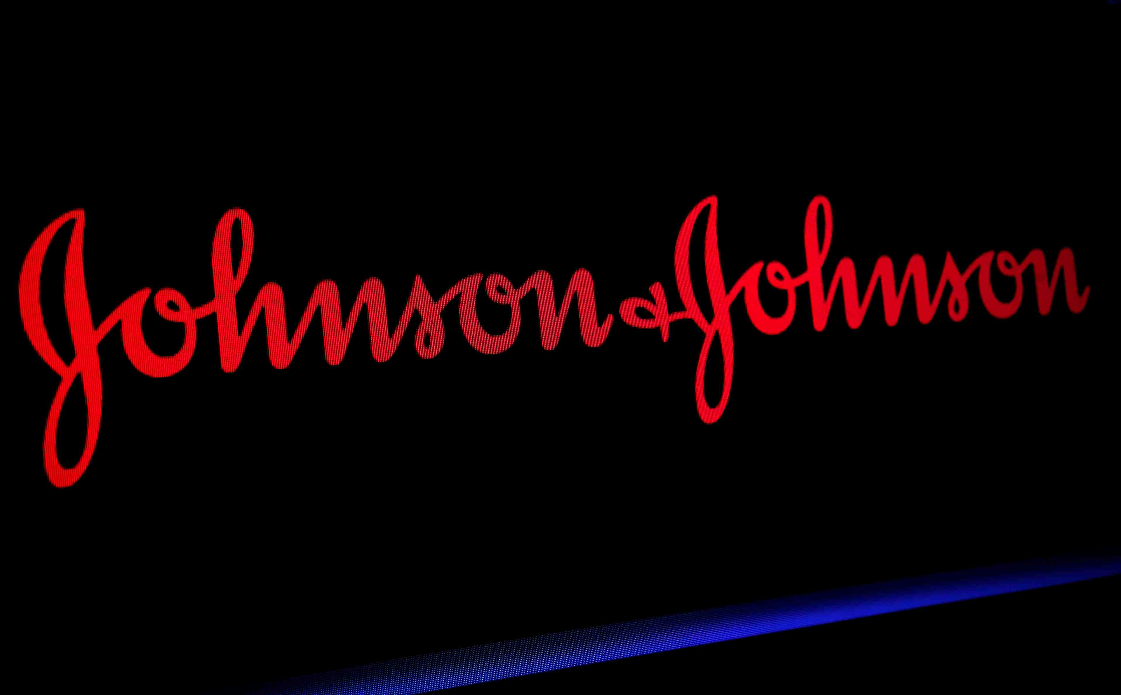 Crise des opioides: j&j condamne a verser 572 millions de dollars, l'action monte