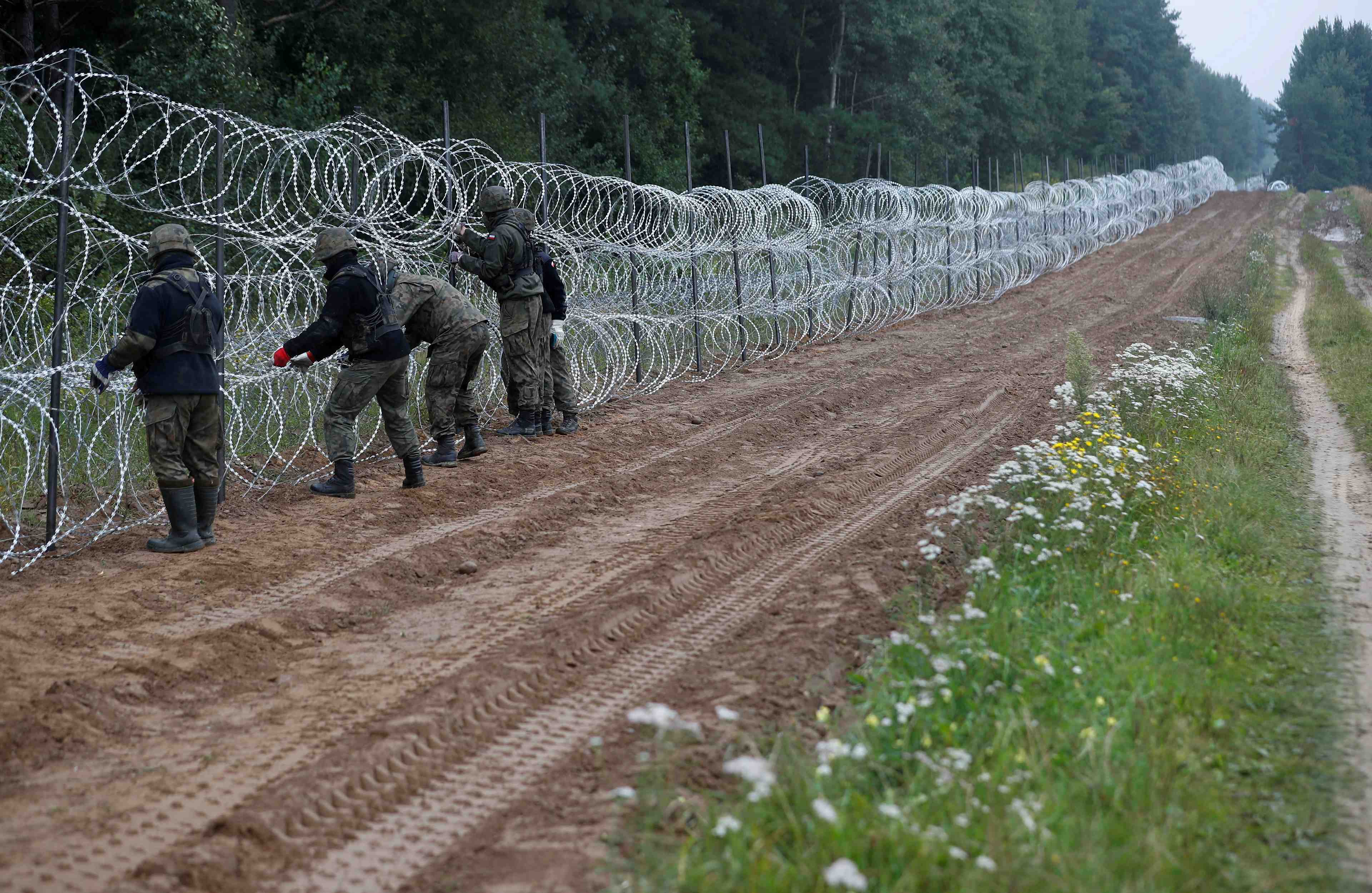 L'ue demande a la pologne d'autoriser frontex a la frontiere bielorusse