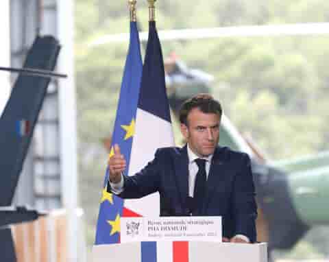 Emmanuel Macron Revue nationale stratégique Influence