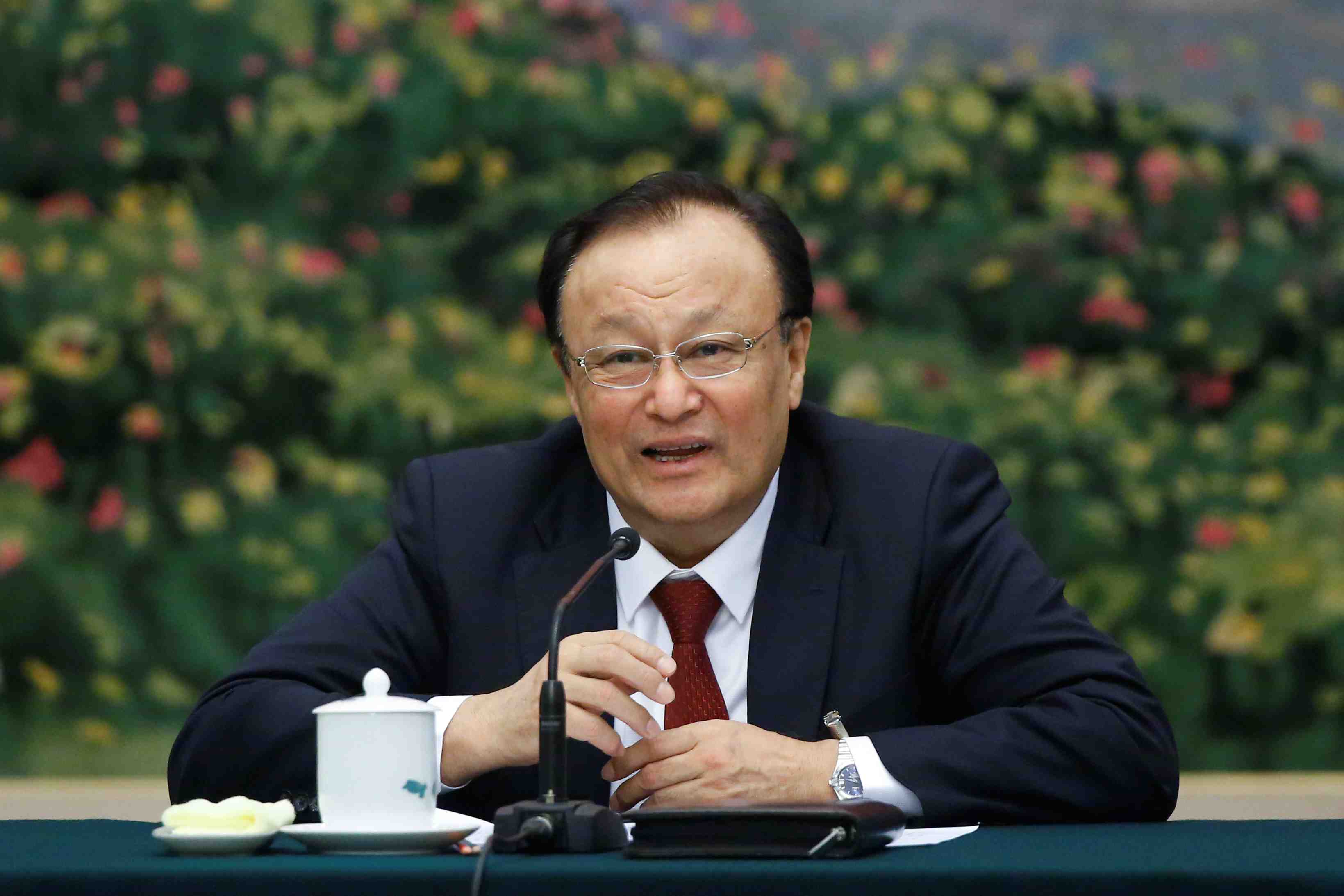 Les autorites chinoises justifient la repression au xinjiang