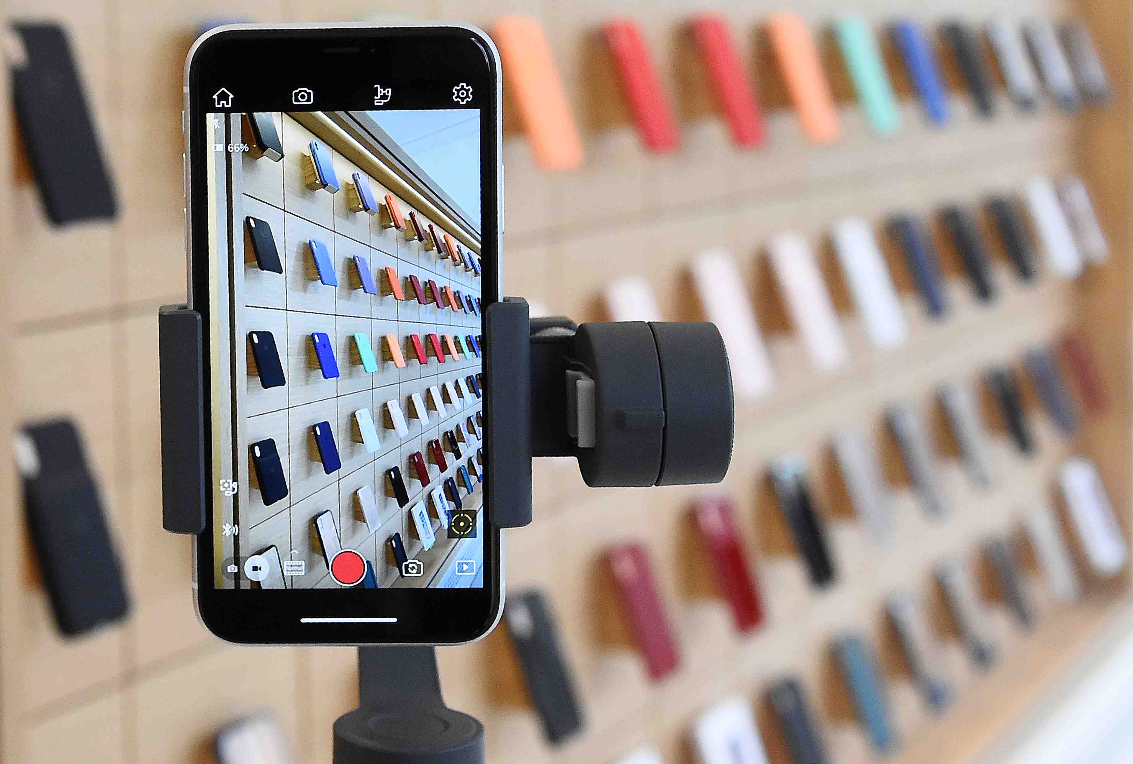 Commerce: apple craint pour sa competitivite avec le conflit usa-chine