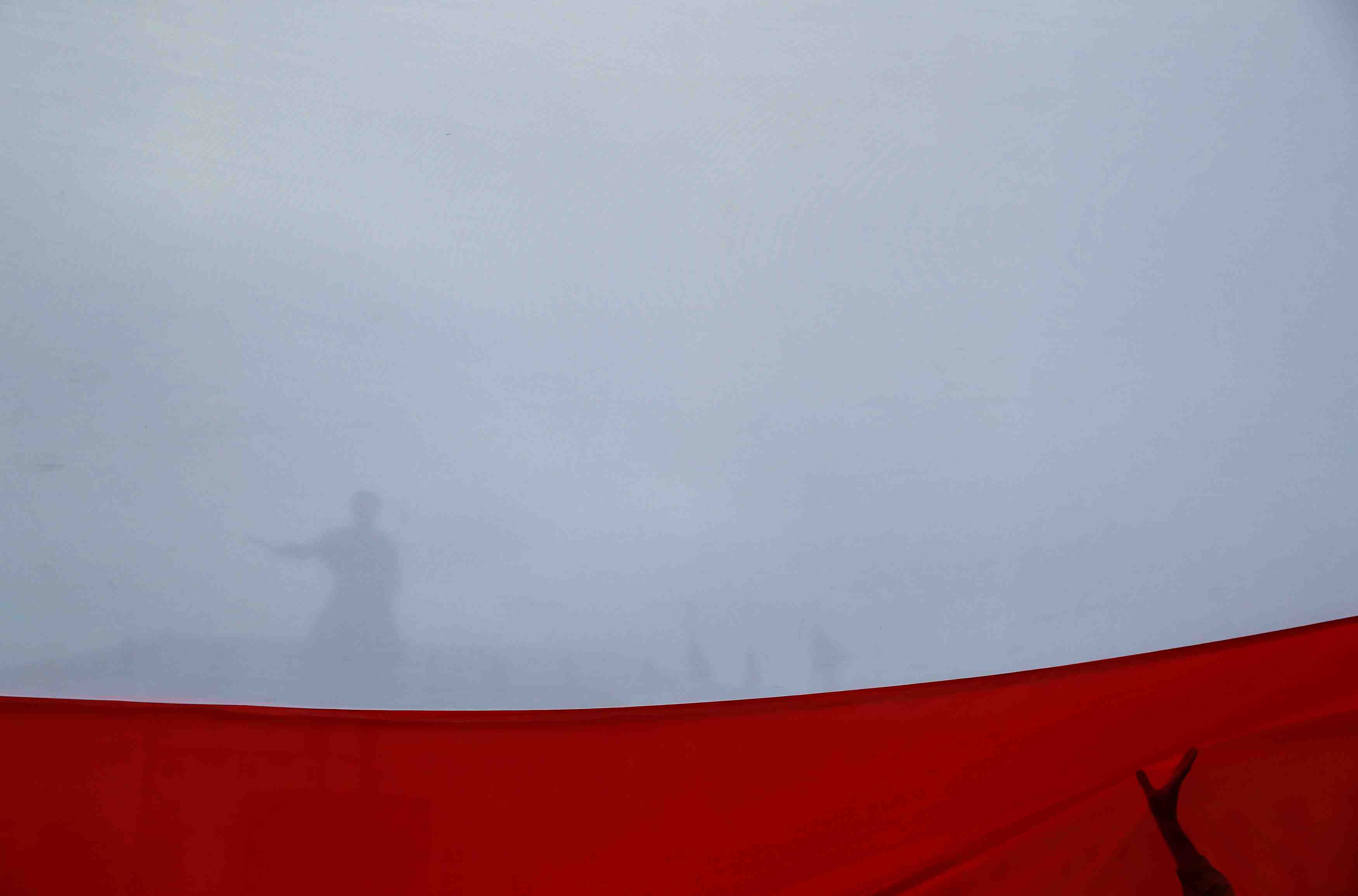 Des milliers de nationalistes manifestent en pologne pour la fete de l'independance