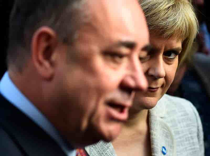 Nicola Sturgeon candidate à la succession de Salmond en Ecosse