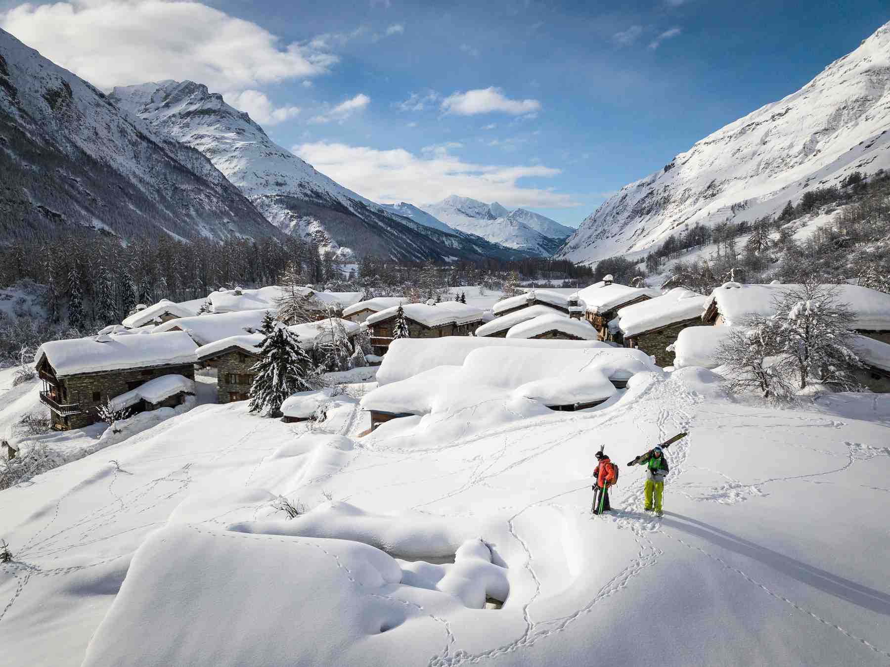Skieurs à Bessans