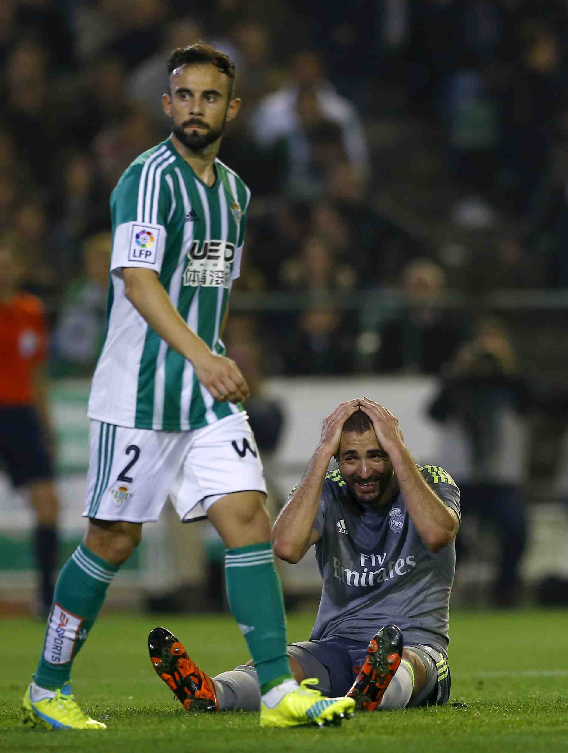 Le real manque l'occasion de revenir sur le fc barcelone