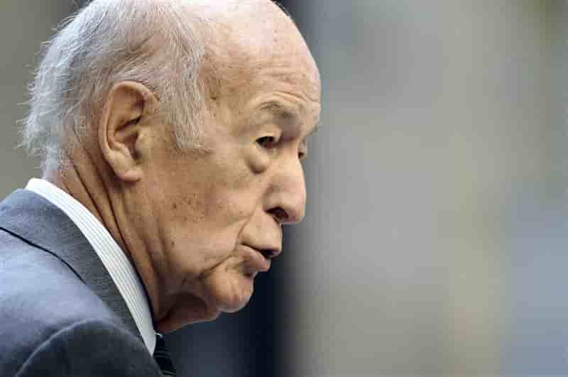 VALÉRY GISCARD D?ESTAING NE CROIT PAS À UN NOUVEAU TRAITÉ POUR L'EURO