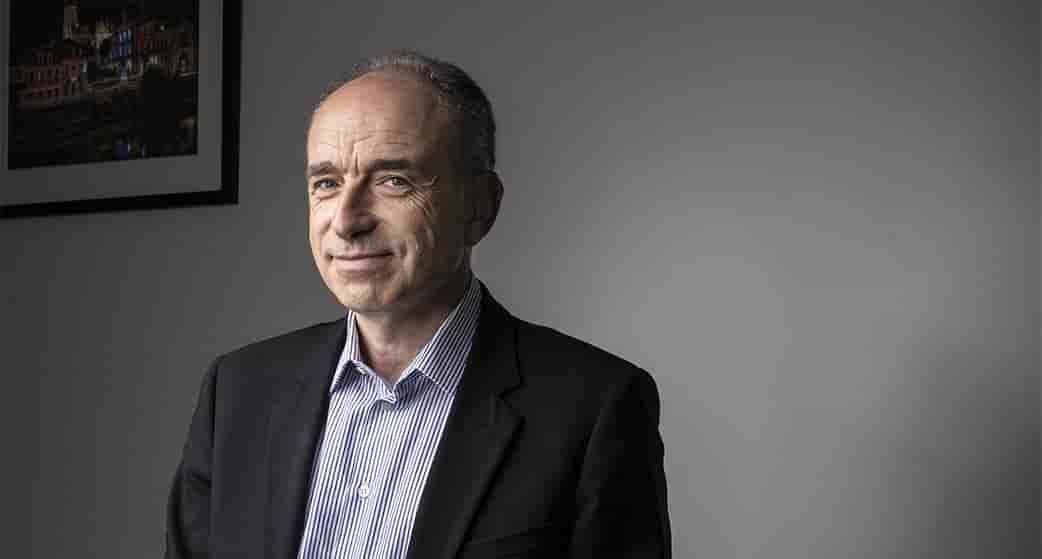Jean-François Copé, maire LR de Meaux livre ses réflexions sur la possibilité d'un référendum.