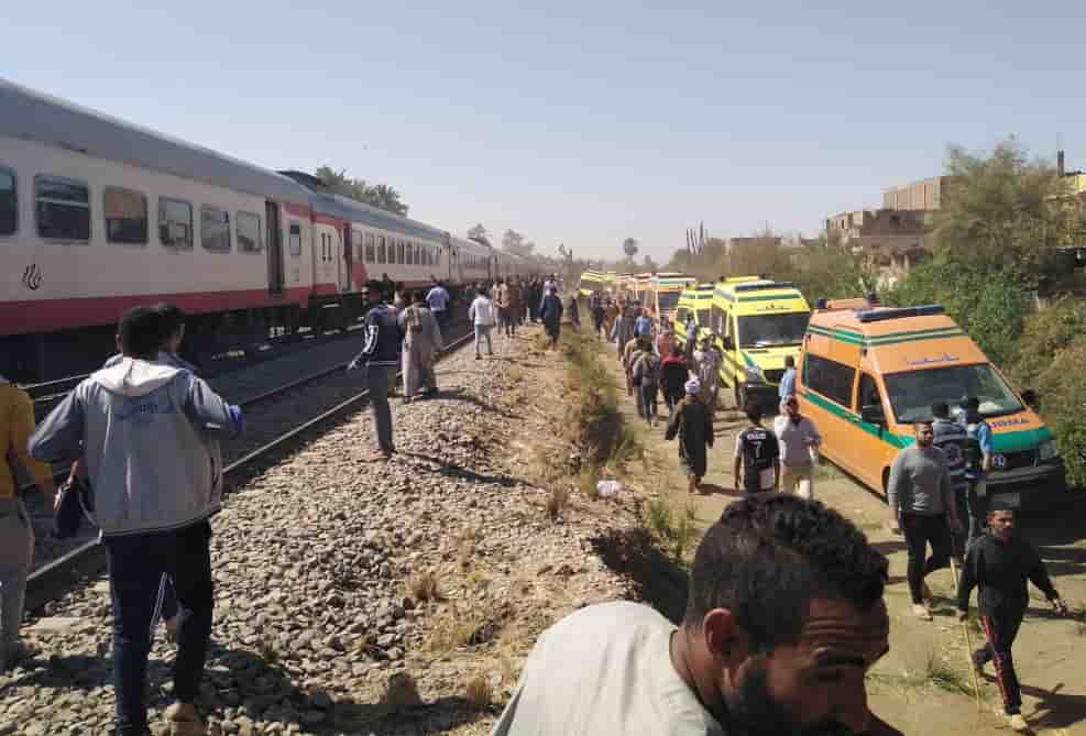 Collision de trains en egypte, 32 morts et 108 blesses