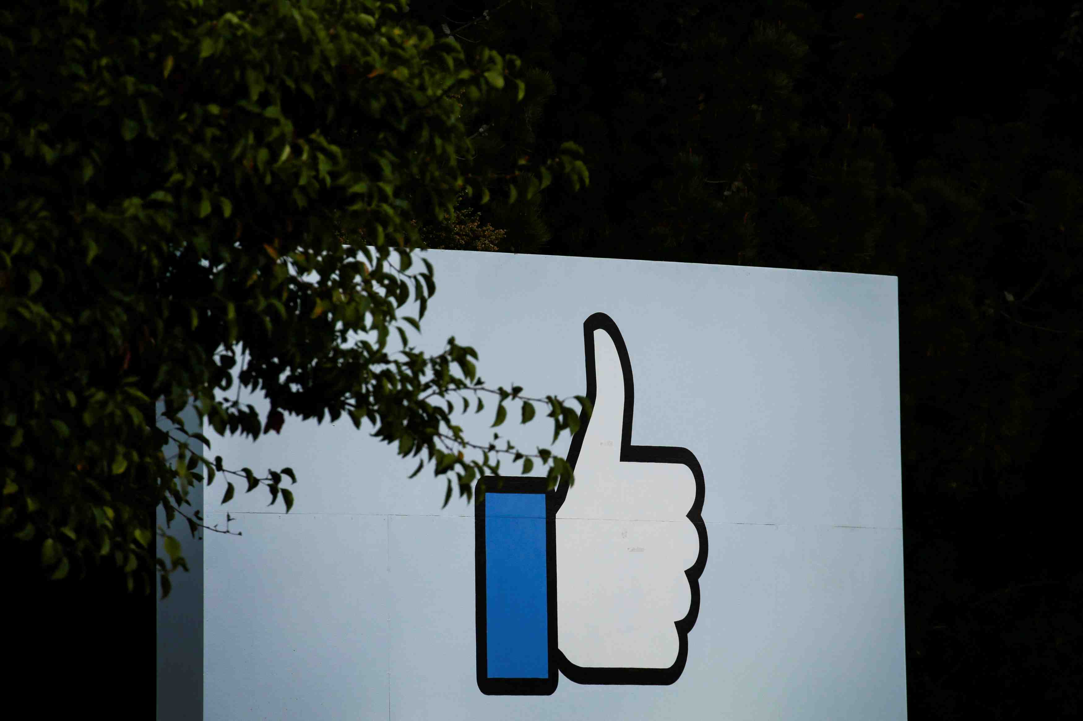 Usa: enquete sur les accords de partage de donnees de facebook, rapporle le nyt