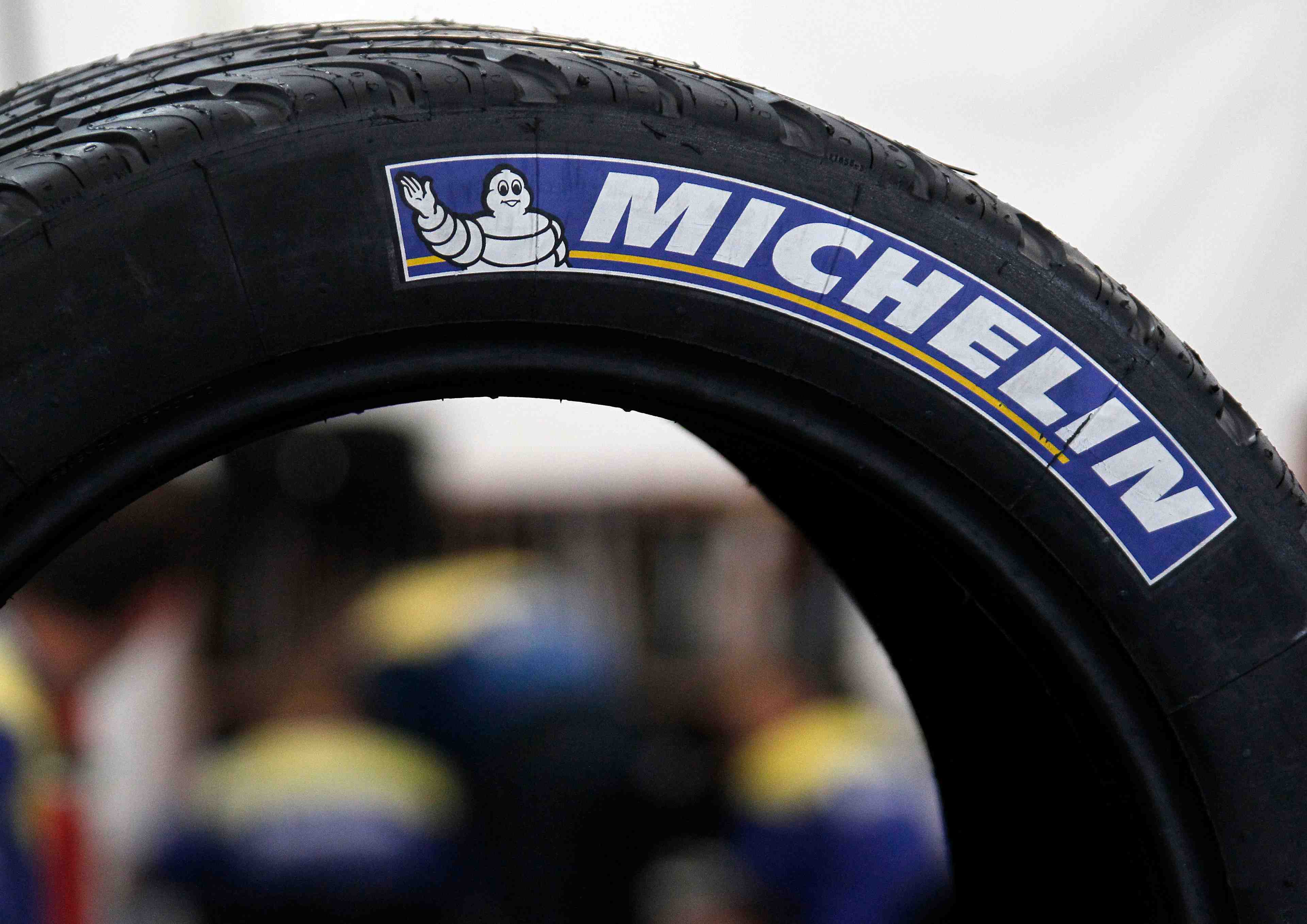 Michelin mise sur les pneus premium dans un contexte ralenti