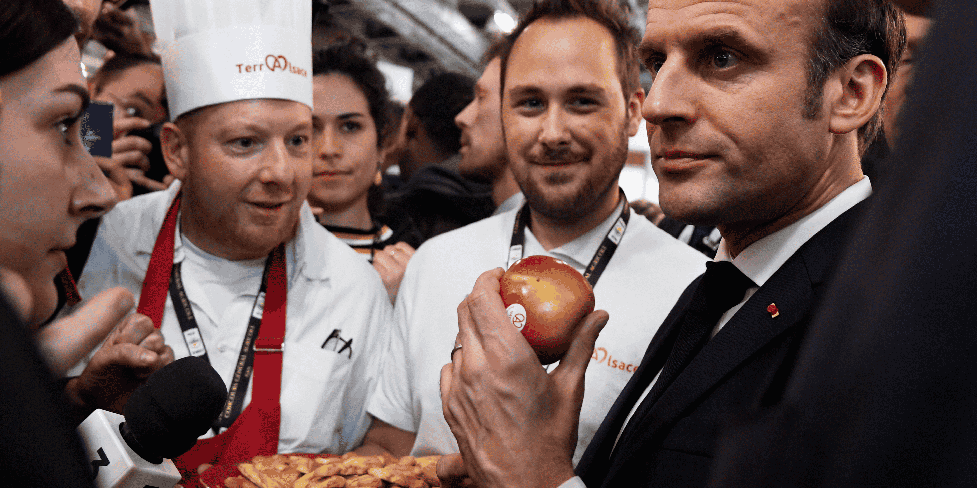 Emmanuel Macron, en visite au 57ème salon de l'agriculture, le 22 février 2020 à la Porte de Versailles à Paris