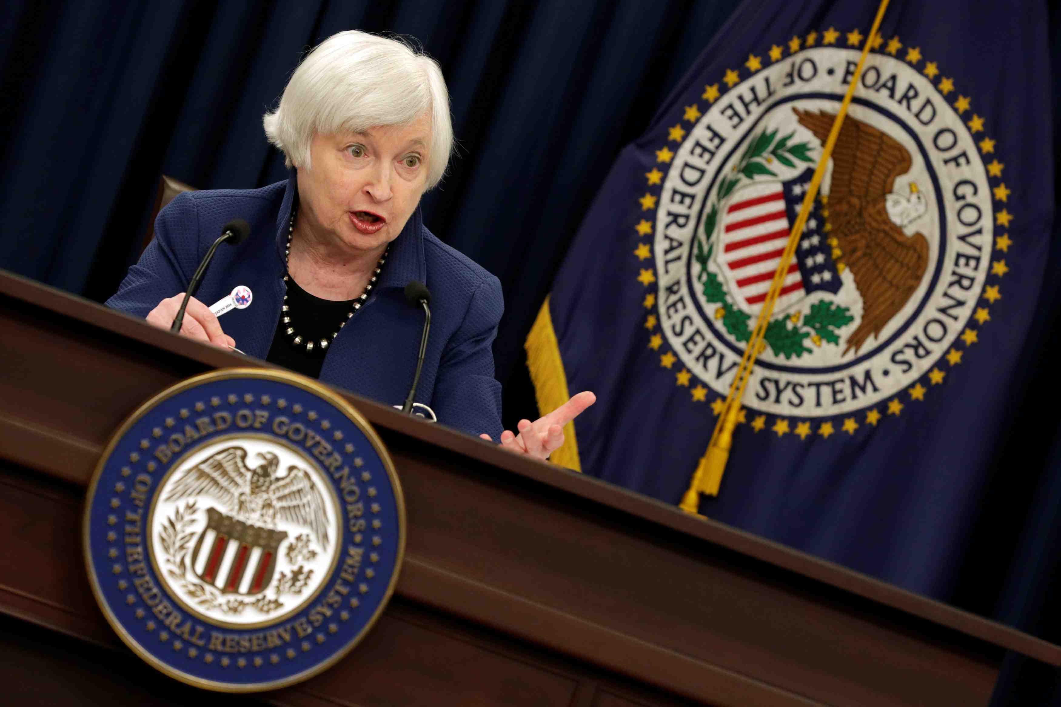 Yellen (fed): remonter les taux peu a peu pour une croissance saine