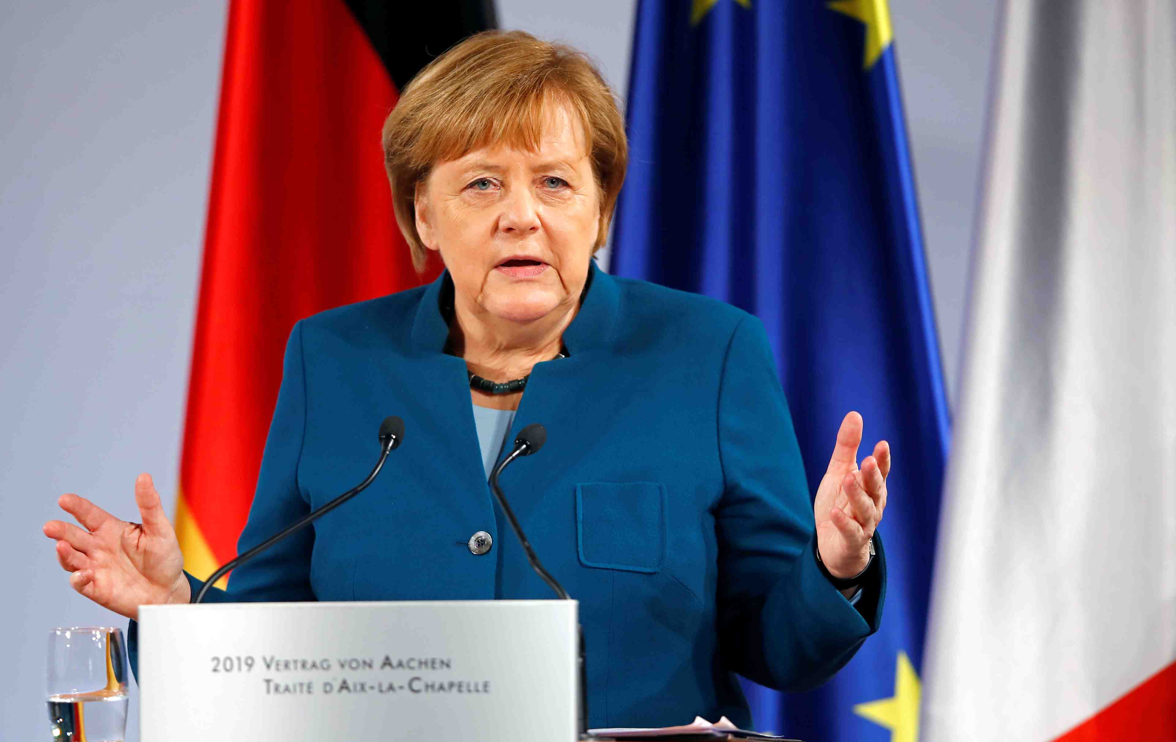 Merkel espere une evolution francaise sur les ventes d'armes