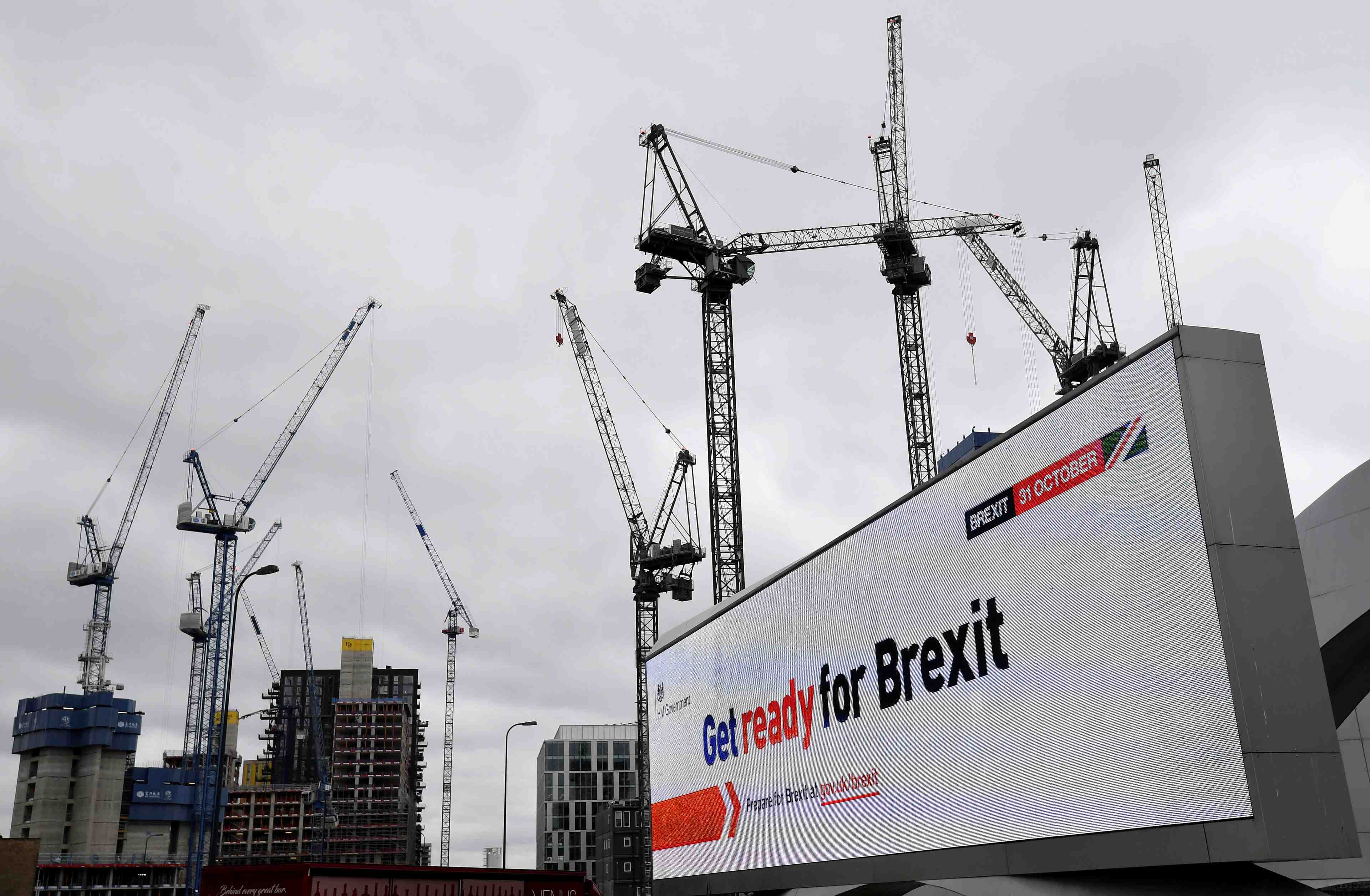 Brexit: les banques se preparent en cas de tempete financiere des le 21 octobre