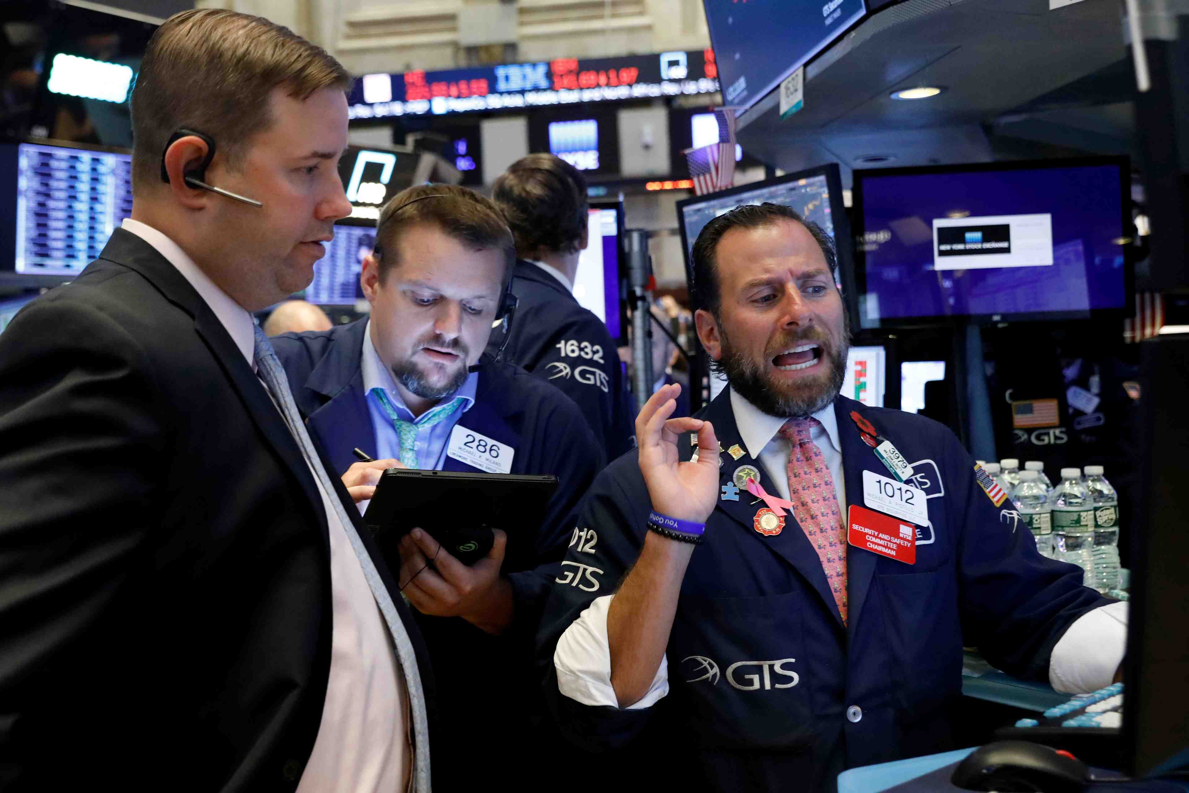 La bourse de new york est en hausse a l'ouverture