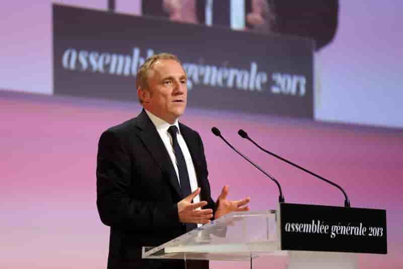La Redoute a un avenir industriel, dit Pinault à Aubry