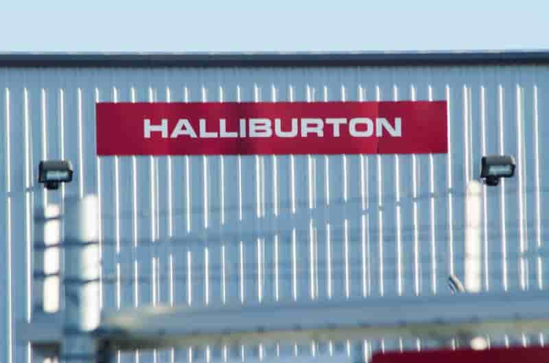 Nouvelle suspension de l'examen par l'ue du projet halliburton-baker hughes