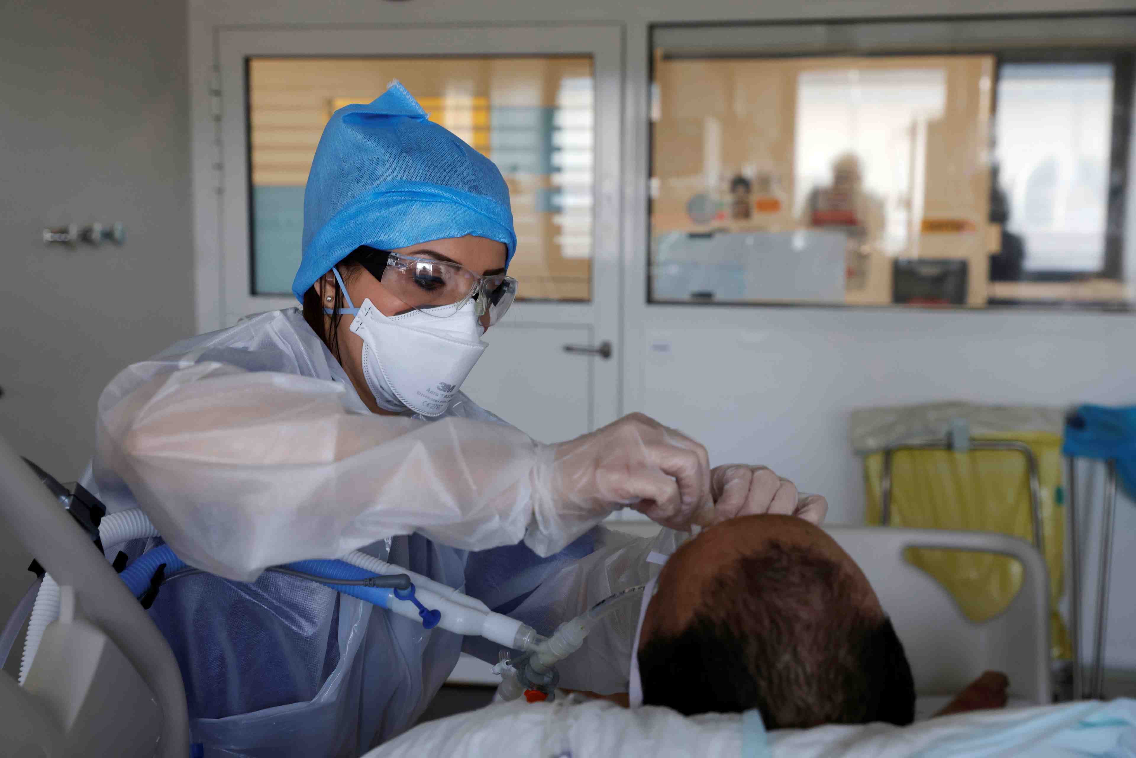 Coronavirus/france: le nombre de patients en reanimation repart a la baisse