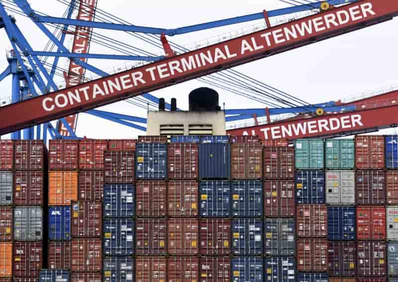 Excedent commercial de 27,5 milliards d'euros dans la zone euro en avril