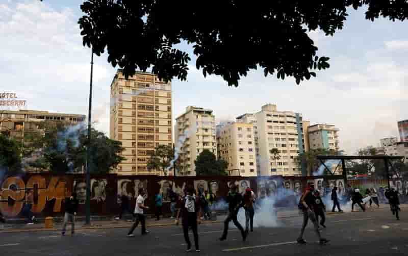 L'agitation croit au venezuela, le president hue