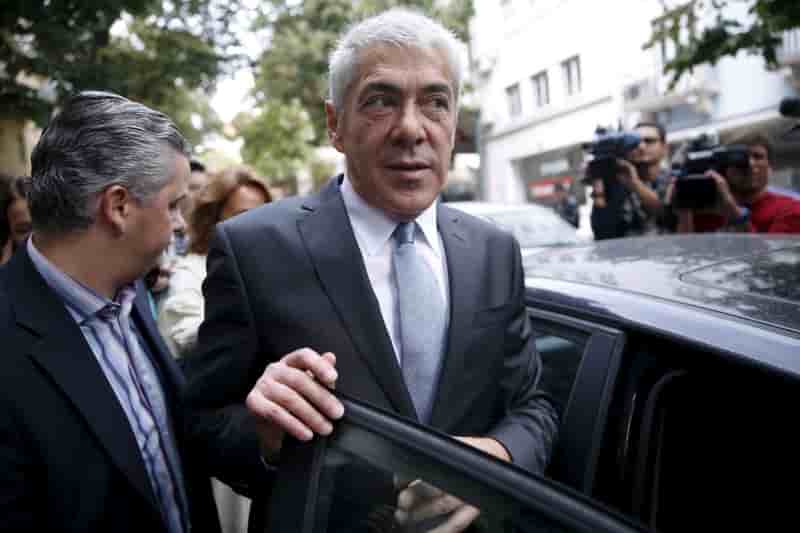 L'ex-premier ministre portugais socrates inculpe pour corruption