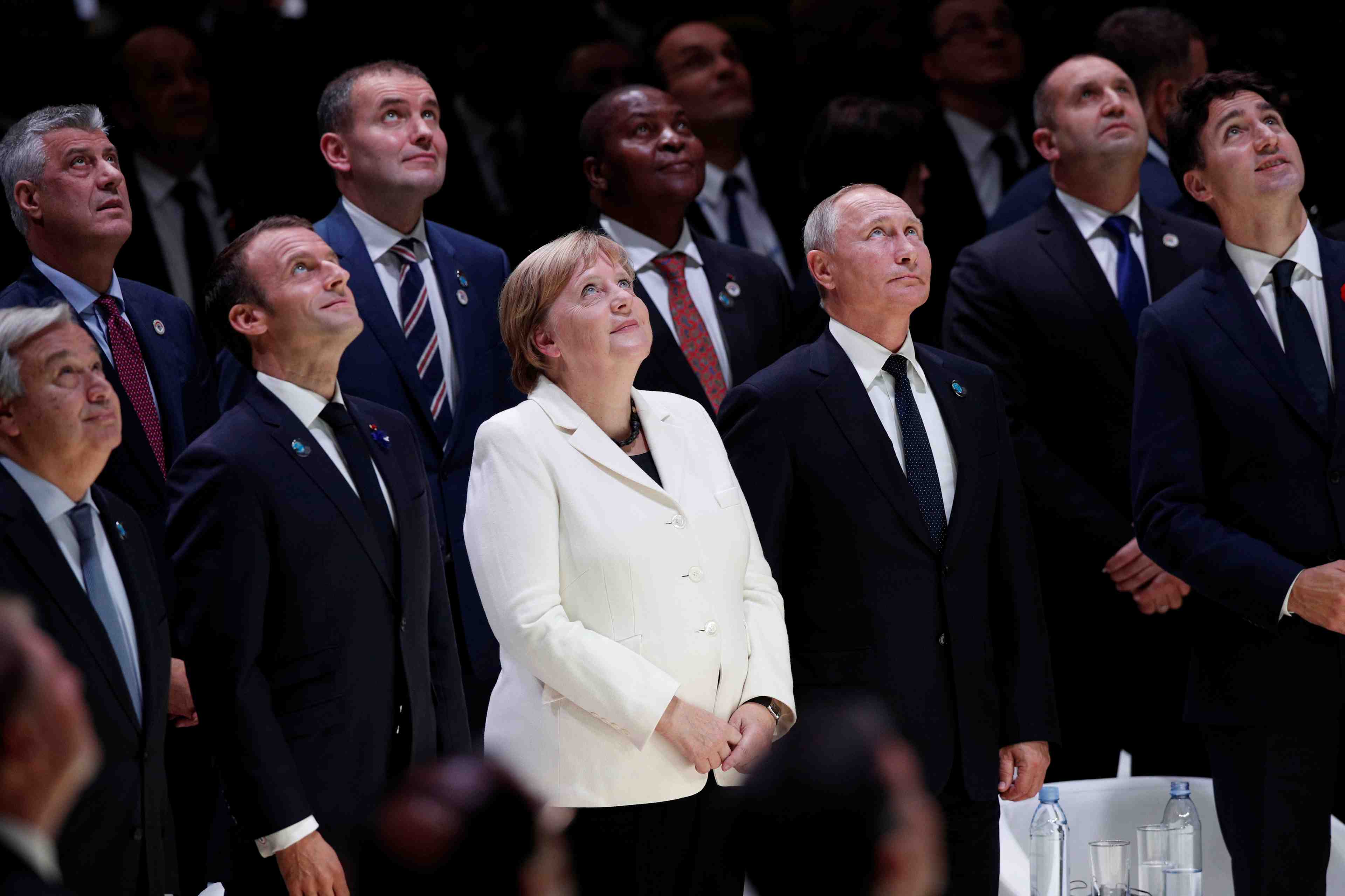 Macron, merkel et poutine se sont entretenus sur l'ukraine