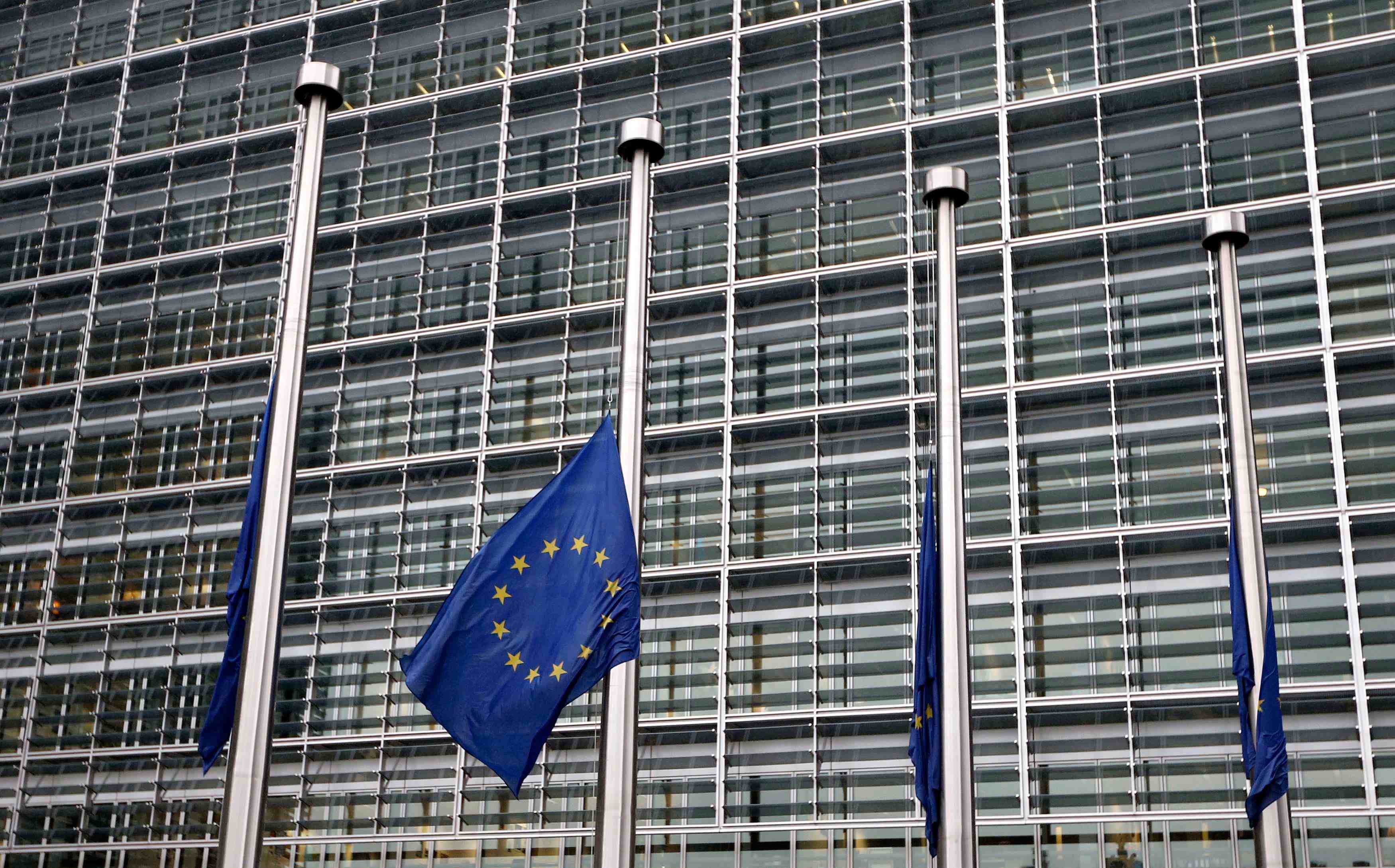 Bernard cazeneuve fait etat d'un accord entre pays europeens et etats-unis pour ameliorer la lutte contre le terrorisme