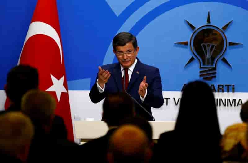 Le premier ministre ahmet davutoglu devrait se retirer