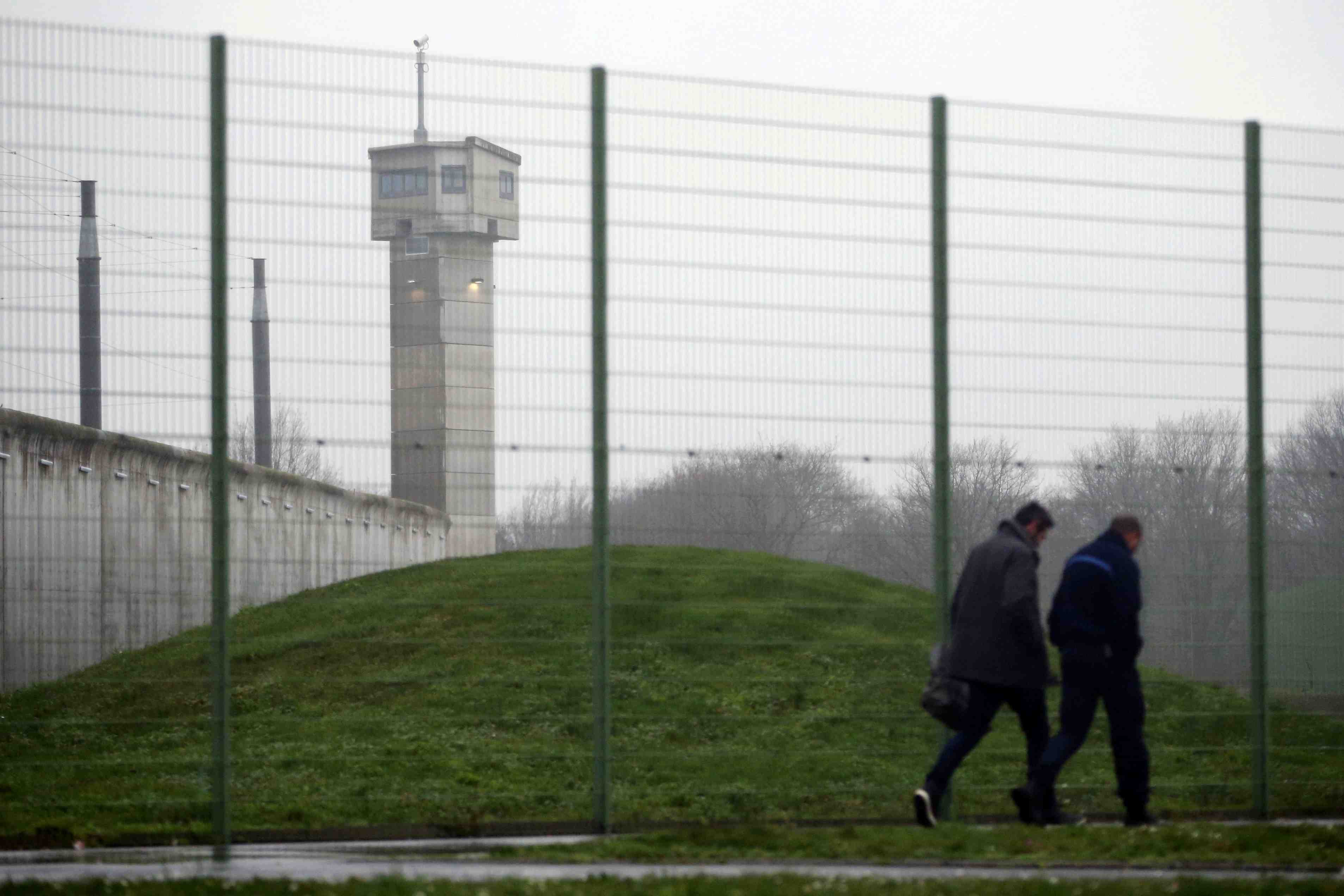 Ebauche d'accord pour les prisons, le mouvement continue