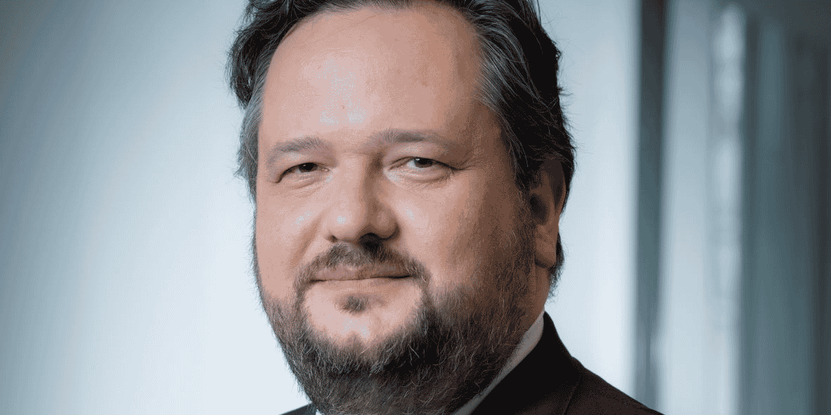 Le nouveau directeur général de la Société Générale, Slawomir Krupa, doit présenter sa stratégie aux analystes financiers à Londres le 18 septembre.