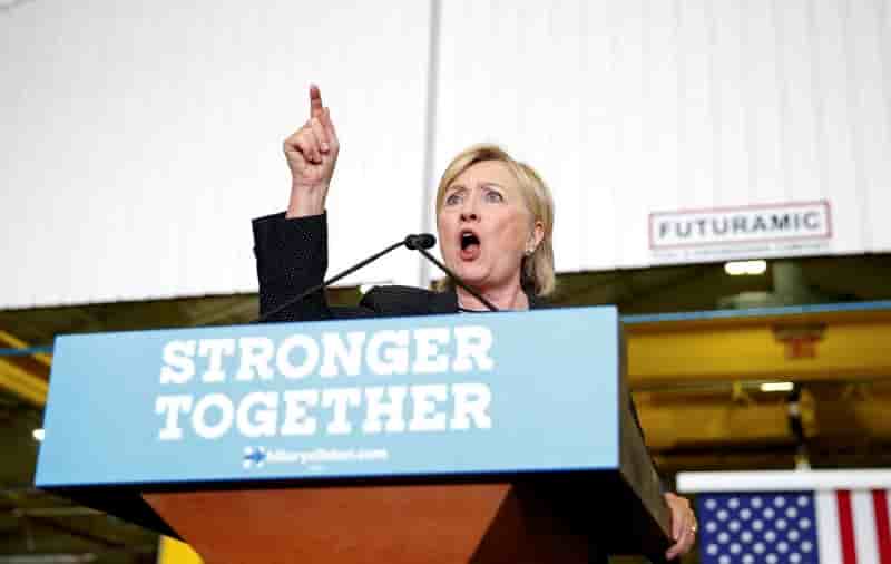 Clinton a publie sa declaration d’impots