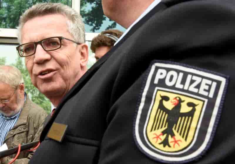 Le ministre de l'interieur allemand en faveur d'un systeme de reconnaissance faciale